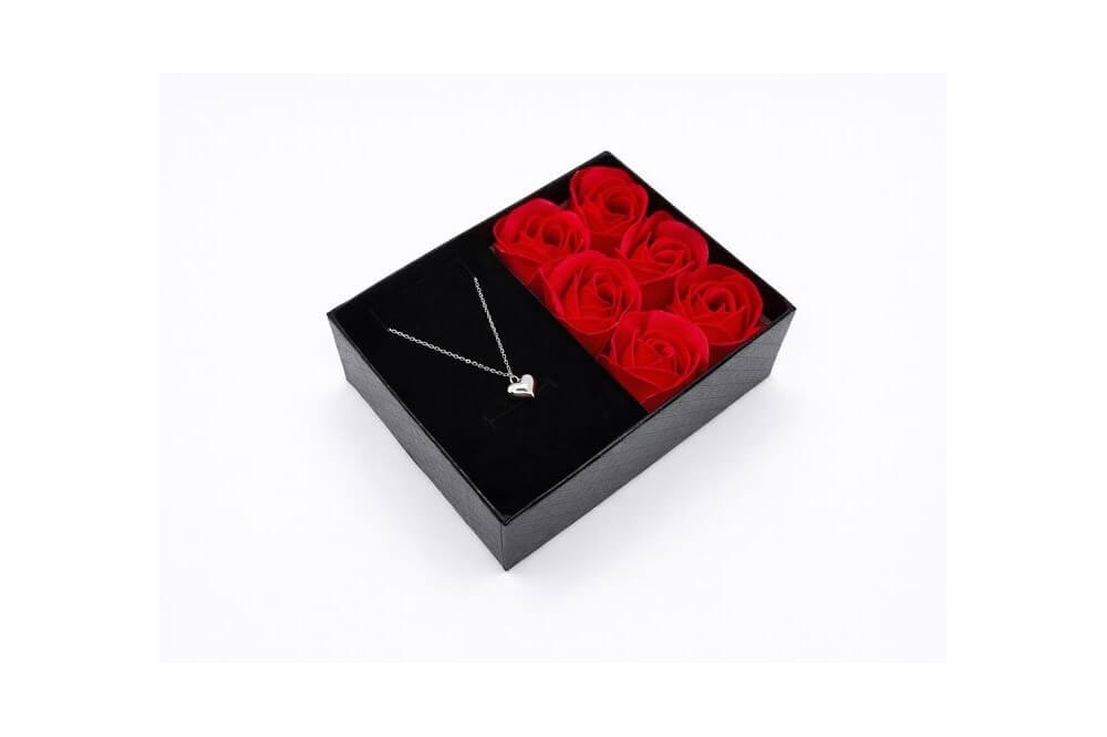 srebrny-naszyjnik-pr-925-serduszko