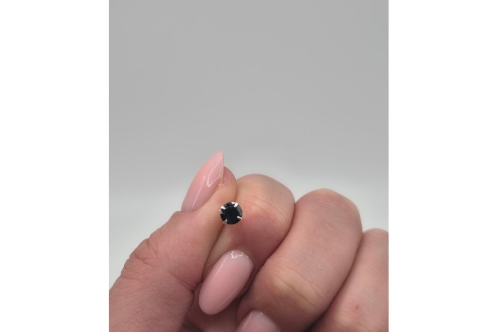 black_stud_4x3_web_nocrop